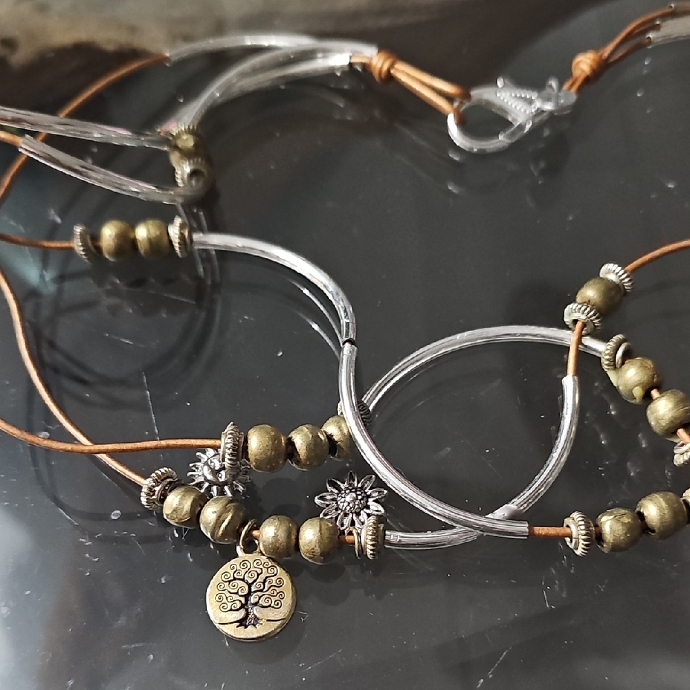 Lizzy James Silver and Brown Tree Charm Bracelet/With Sun, Sunflower And Tree Ch